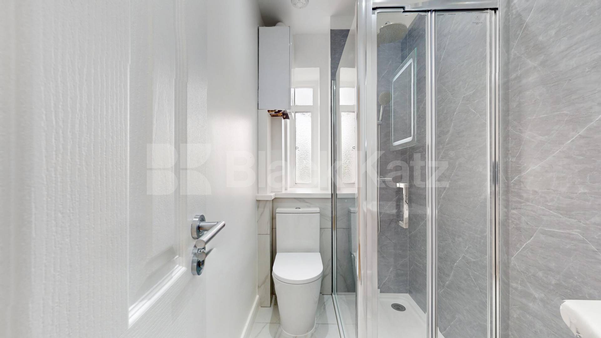 Newly refurbished one bed within walking distance to Paddington & Bayswater Gloucester Terrace, Bayswater